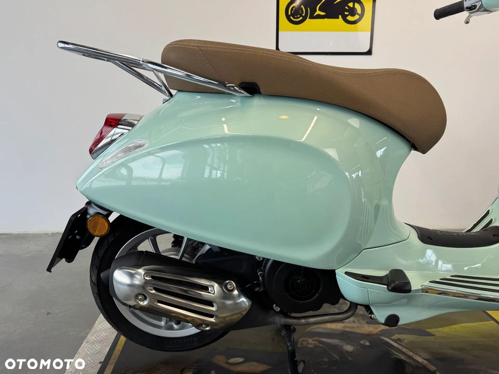 Piaggio Vespa - 16