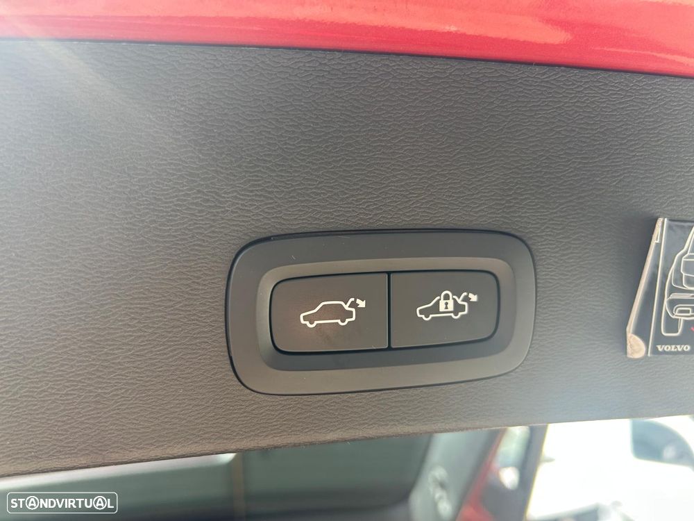 Volvo XC 40 1.5 T4 PHEV Inscription Expression - 28