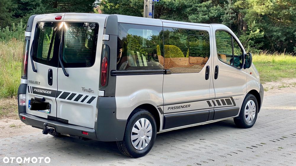 Renault Trafic Passenger Expression - 3