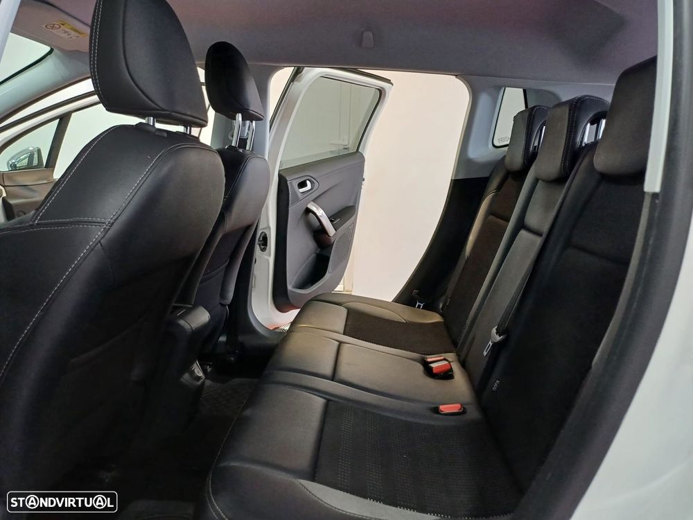 Peugeot 2008 1.2 PureTech Allure - 13