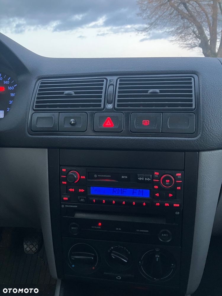Volkswagen Golf 1.4 Trendline - 24