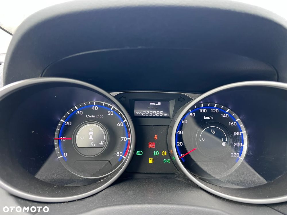 Hyundai ix35 - 14