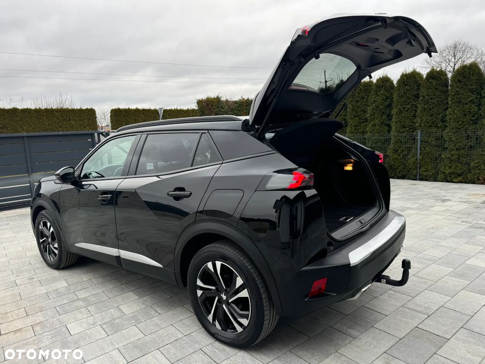 Peugeot 2008 - 8