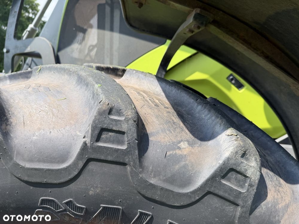 Claas AXION 830 - 16