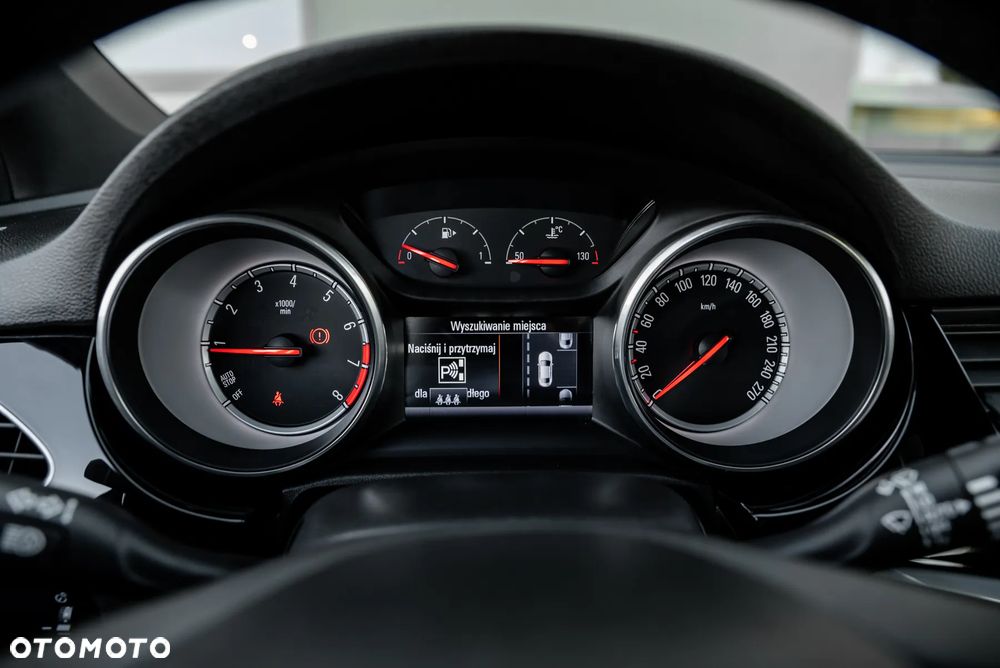 Opel Astra 1.4 Turbo Ultimate - 25