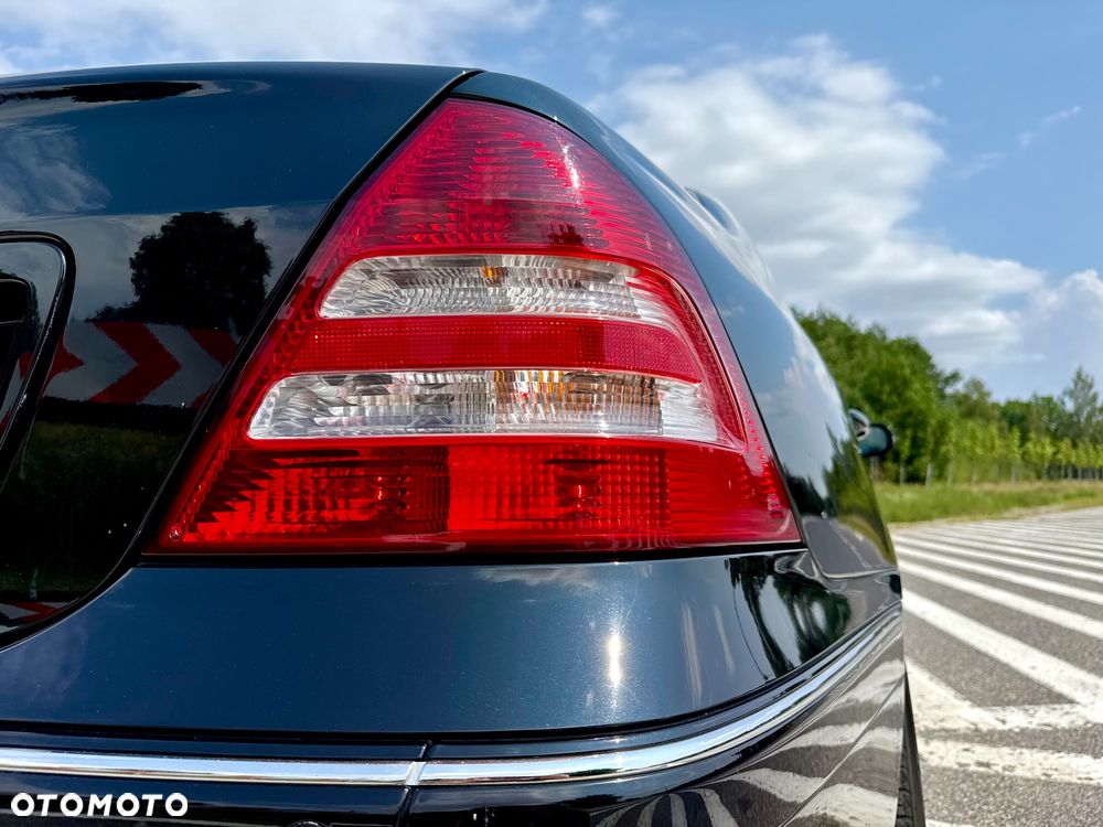 Mercedes-Benz Klasa C 200 Kompressor Avantgarde - 14