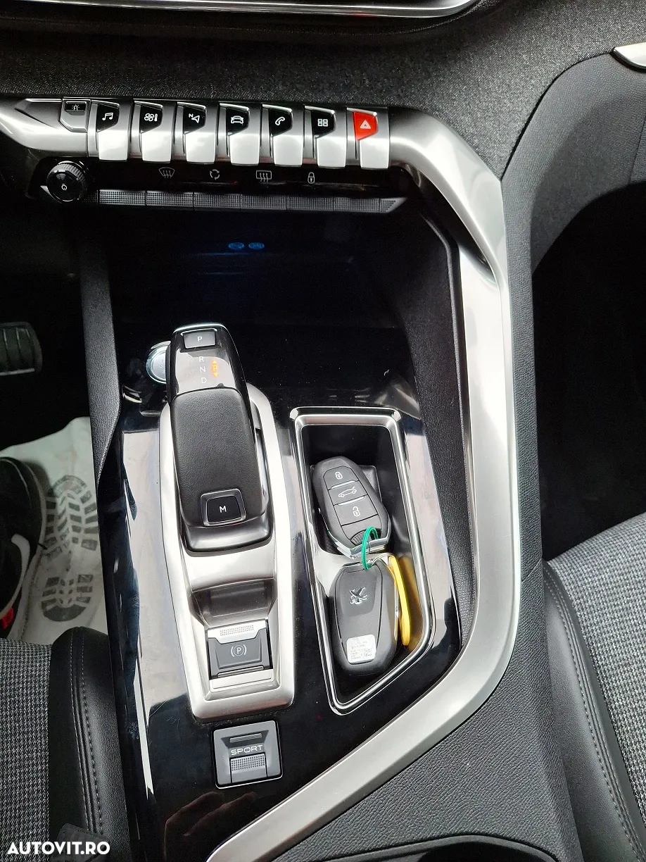 Peugeot 3008 1.2 PureTech 130 EAT8 Allure Pack - 15
