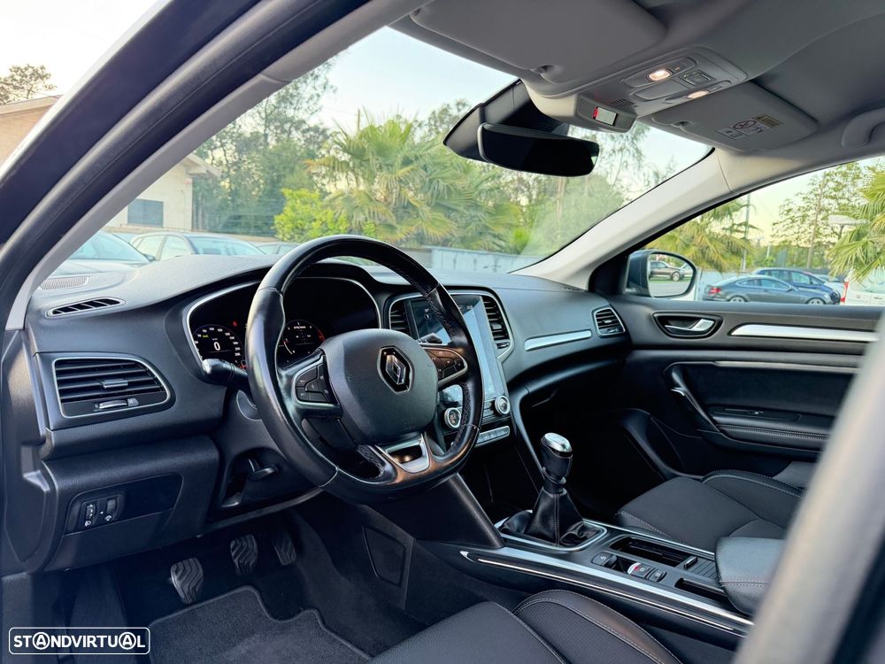 Renault Mégane 1.5 Blue dCi Intens - 37