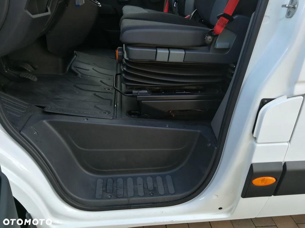 Renault Master - 15