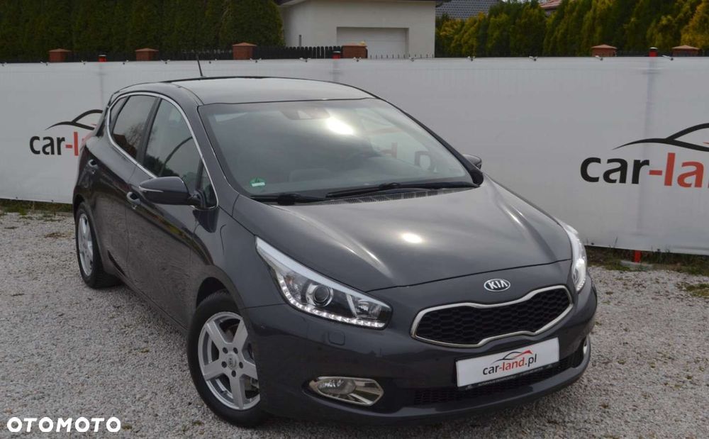 Kia Ceed 1.6 GDI DCT Platinum Edition - 2