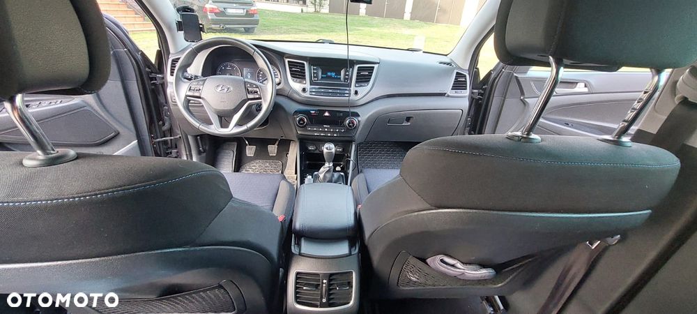 Hyundai Tucson 1.7 CRDI BlueDrive Style 2WD - 7
