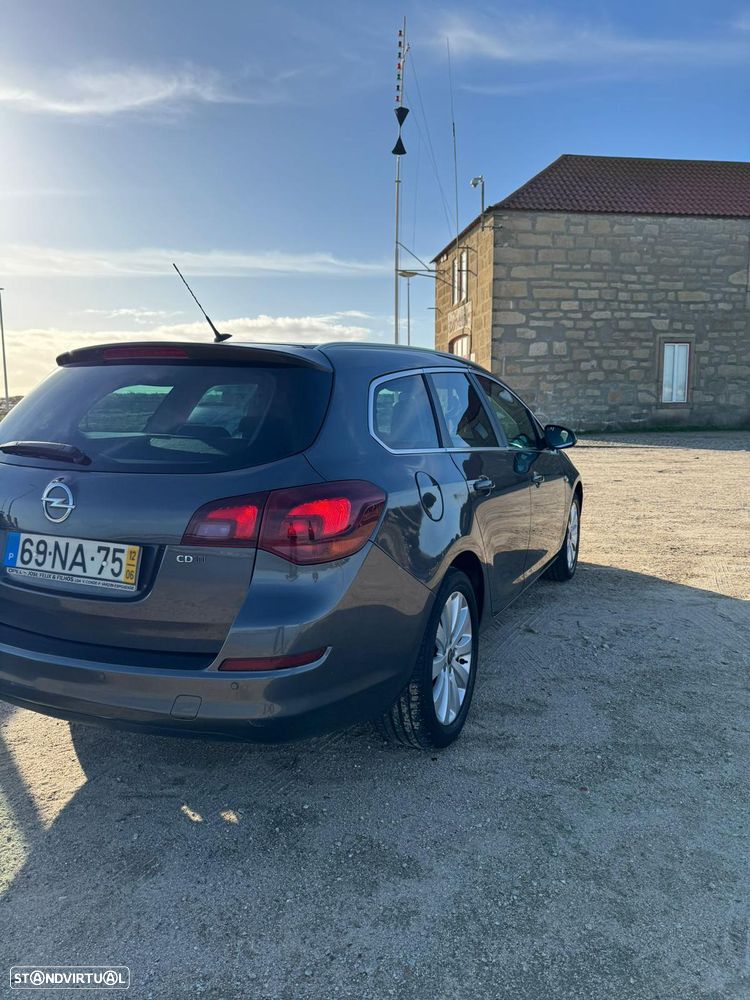 Opel Astra Sports Tourer 1.7 CDTi Cosmo S/S - 2