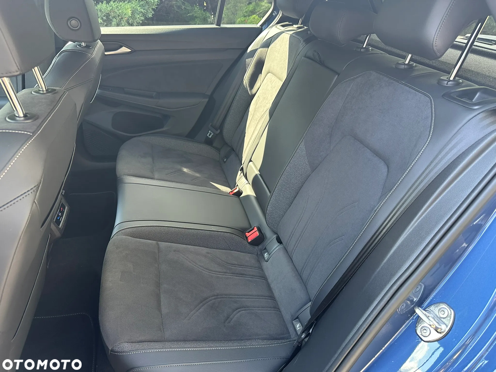 Volkswagen Golf VIII 1.5 TSI EHybrid PHEV Edition 50 DSG - 24