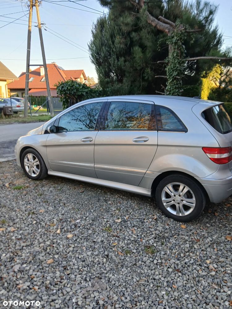 Mercedes-Benz Klasa B 200 Turbo Autotronic - 16