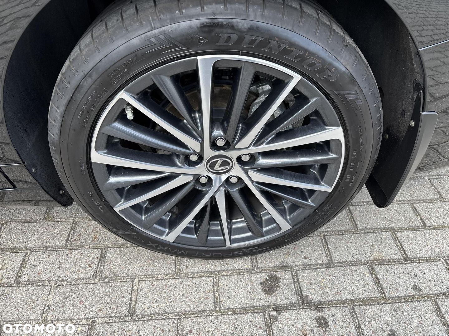Lexus ES - 26