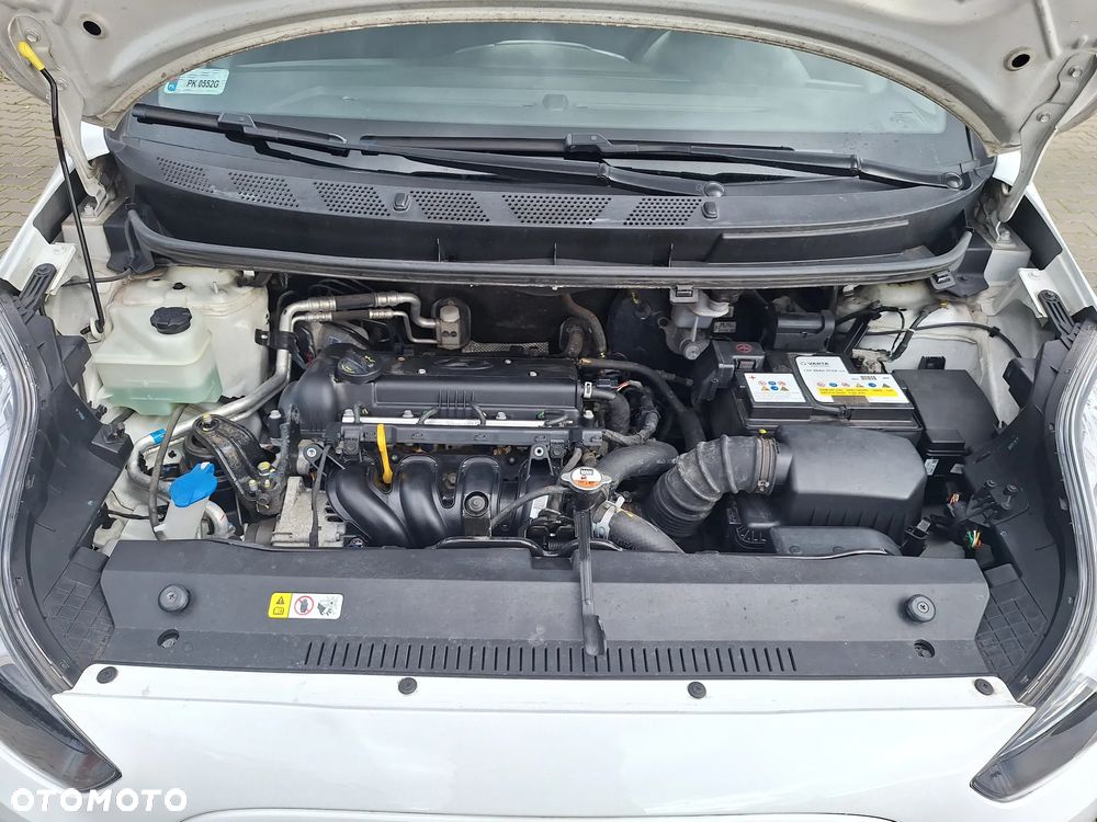 Hyundai ix20 1.4 Classic - 11