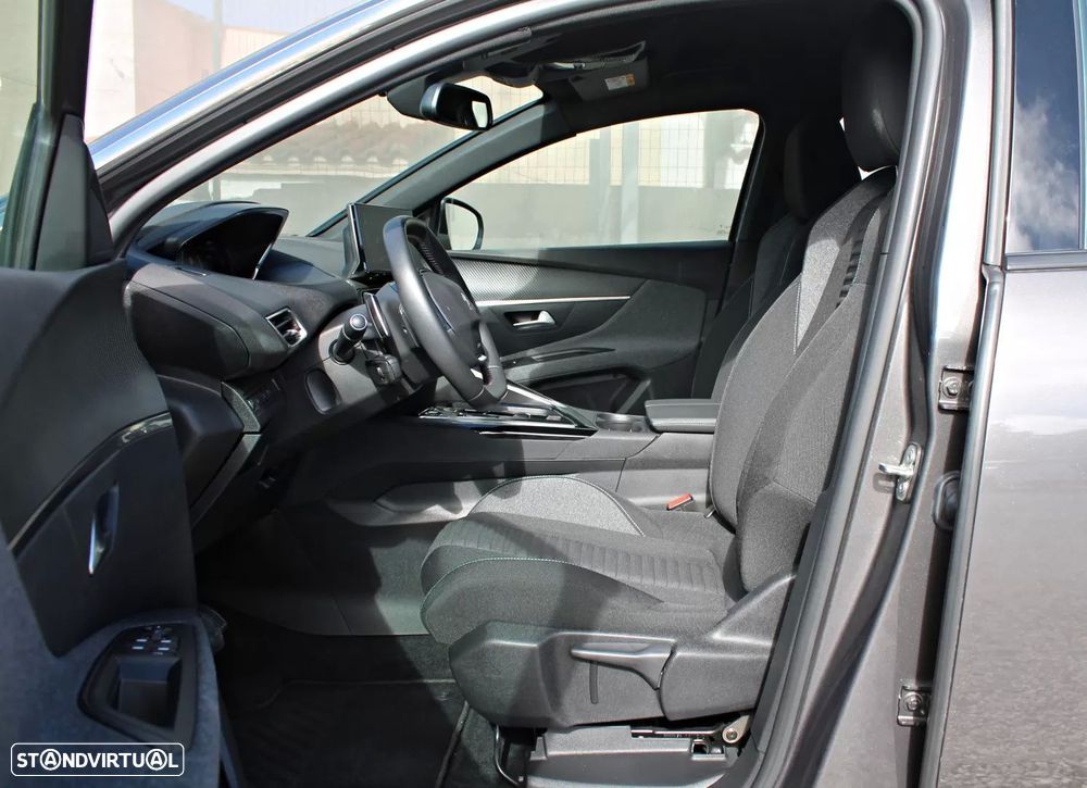 Peugeot 3008 1.6 Hybrid Active Pack e-EAT8 — fotografia 14