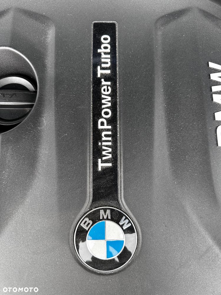 BMW 3GT 330i xDrive M Sport - 25