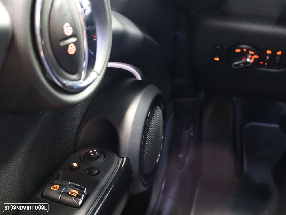 MINI 3 Portas Cooper SE Yours - 18