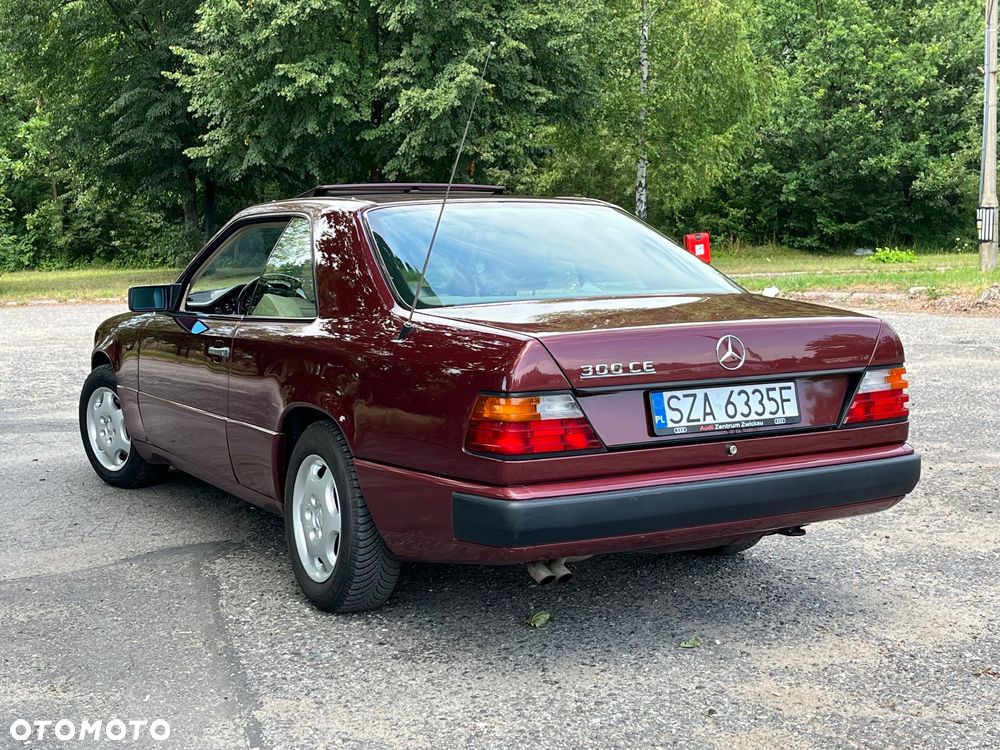 Mercedes-Benz W124 (1984-1993) - 19