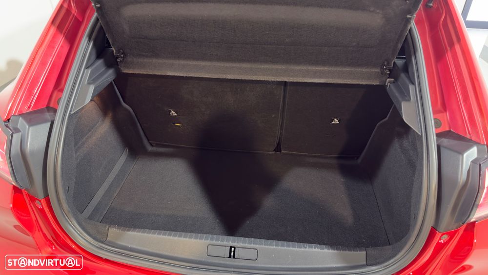 Peugeot 208 1.2 PureTech Allure - 38