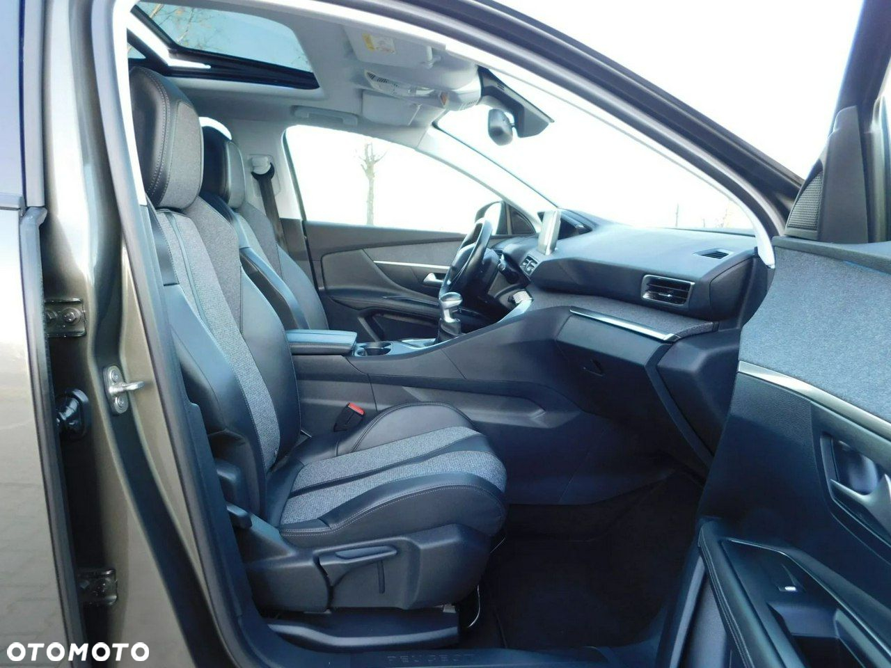 Peugeot 3008 1.5 BlueHDi Allure S&S - 8