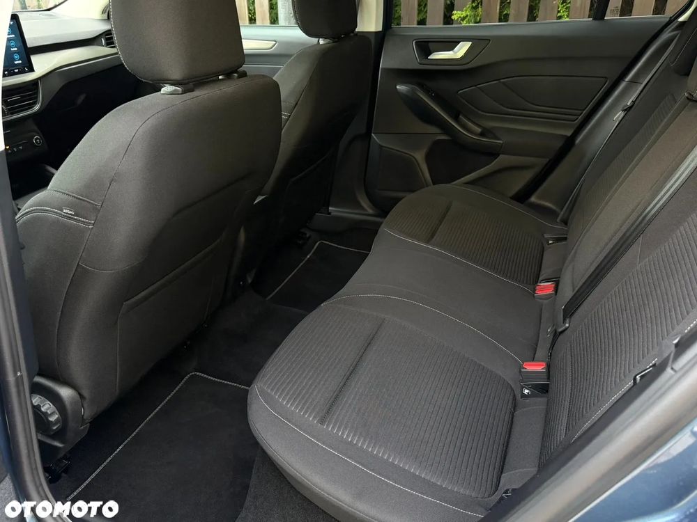 Ford Focus - 17
