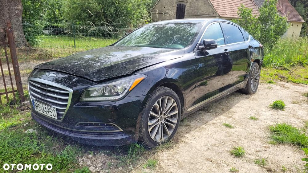 Hyundai Genesis - 1