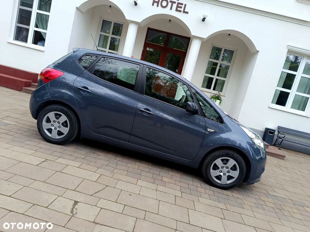 Kia Venga 1.4 CVVT Dream Team Edition - 16