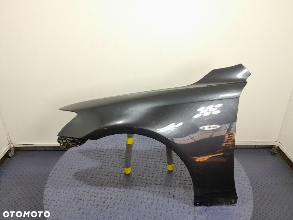 LEXUS IS II XE20 BŁOTNIK PRZÓD PRZEDNI LEWY 1G0 - 1