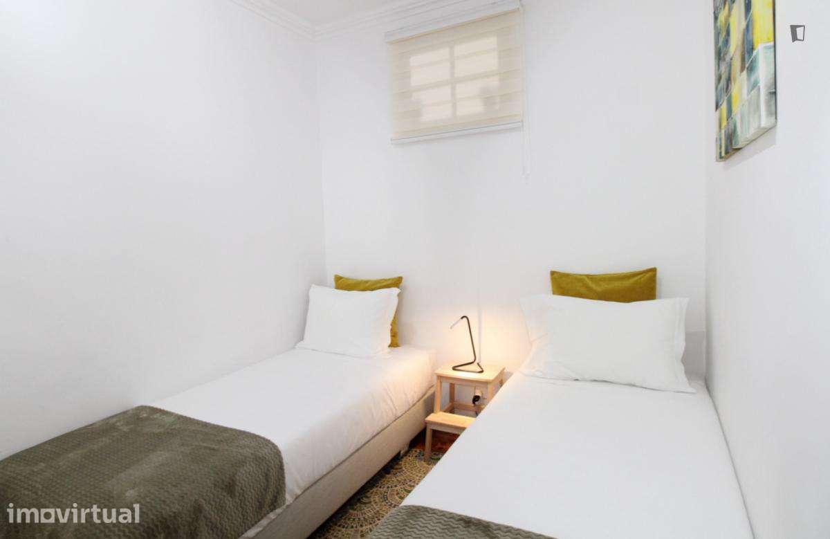 Apartamento com 2 quartos - localizado em Sete Rios Lisbon - Grande imagem: 3/11