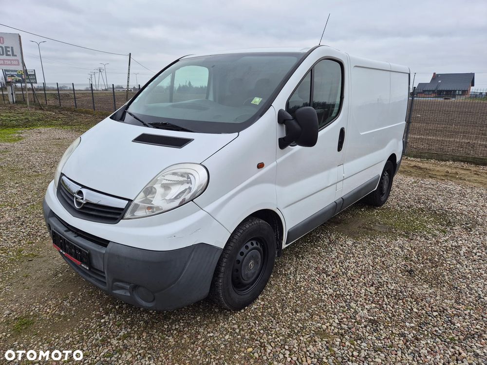 Opel Vivaro - 1