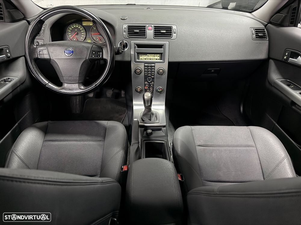 Volvo C30 1.6 D R-Design - 18