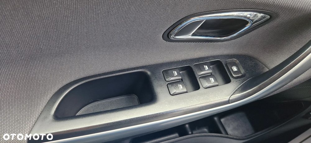 Kia Ceed 1.6 GDI Vision - 24