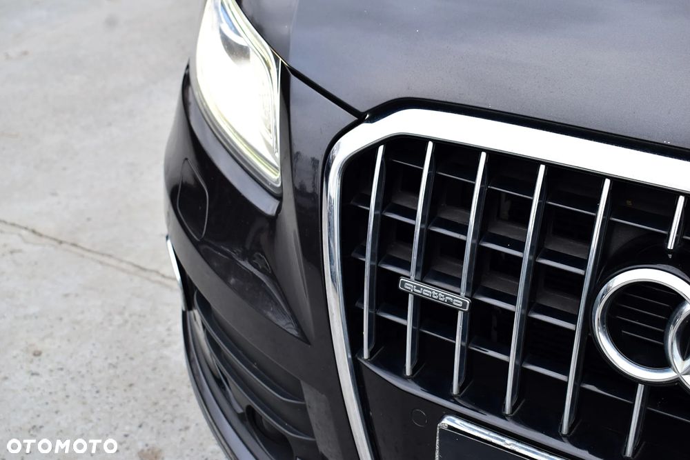 Audi Q5 2.0 TDI Quattro S tronic design - 22