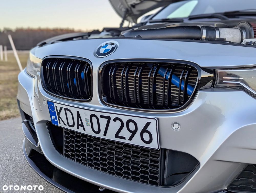 BMW Seria 3 335i xDrive Sport-Aut - 12