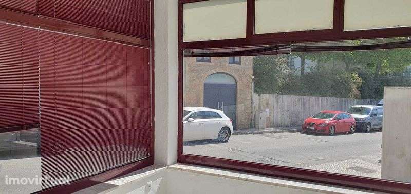 Arrenda-se Loja Oliveira de Azemeis - Grande imagem: 4/5