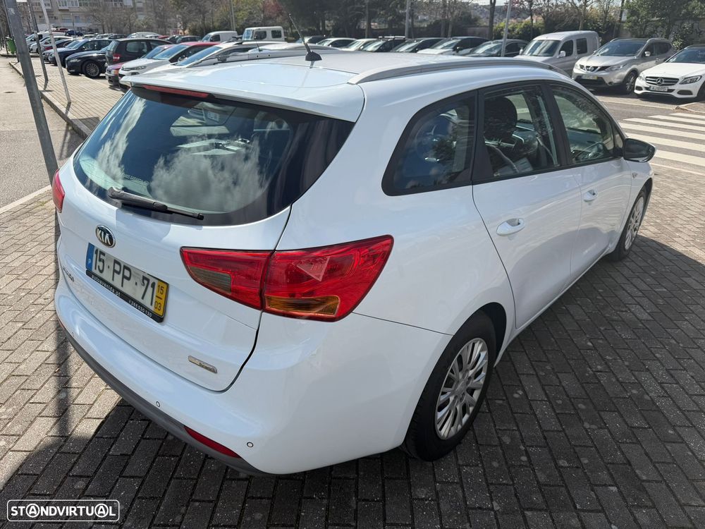 Kia Ceed SW 1.4 CRDi - 11
