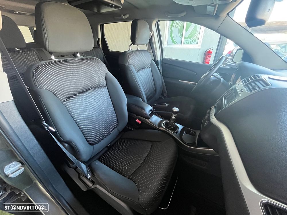 Fiat Freemont 2.0 M-Jet - 9