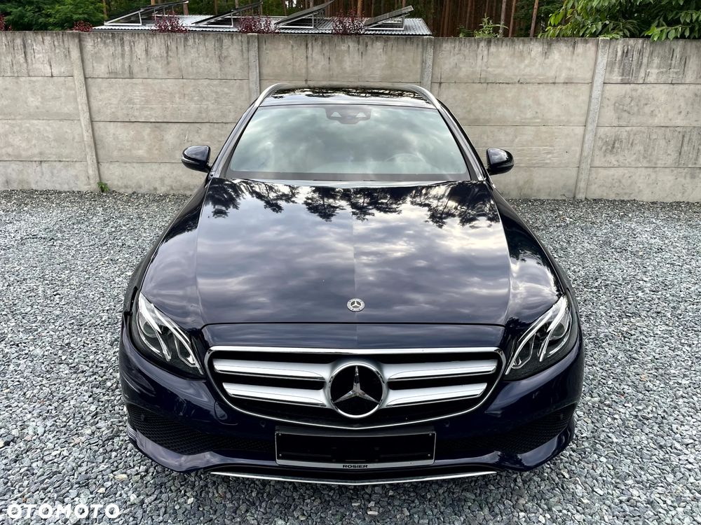 Mercedes-Benz Klasa E 220 d 4Matic 9G-TRONIC Avantgarde - 1
