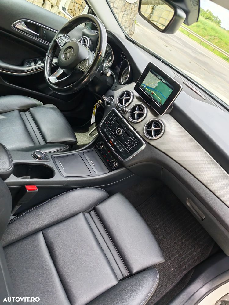 Mercedes-Benz GLA 200 (CDI) d 4Matic 7G-DCT Urban - 6