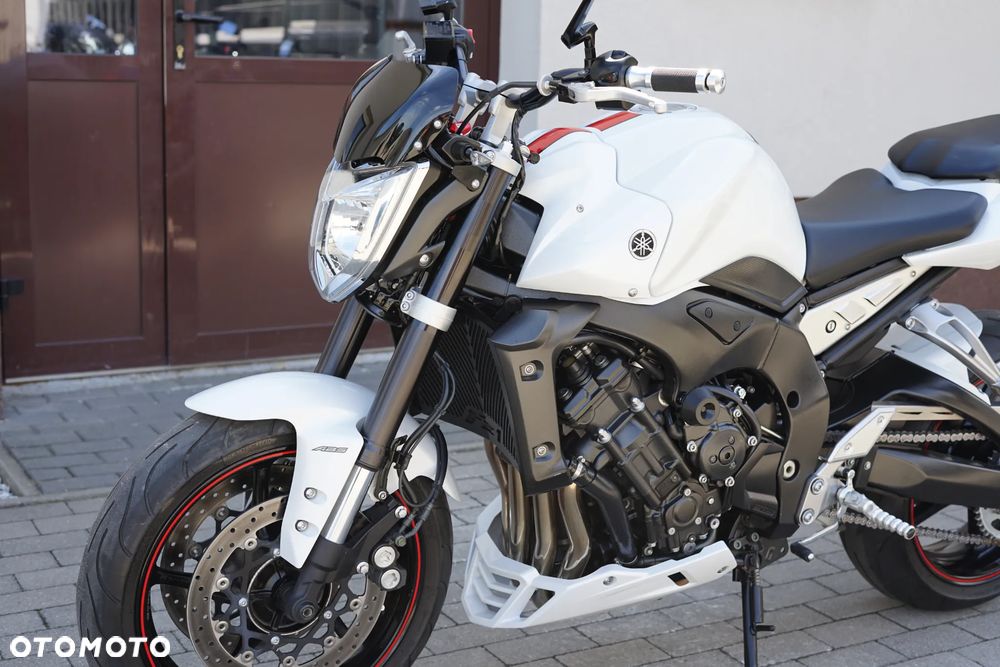 Yamaha FZ - 31