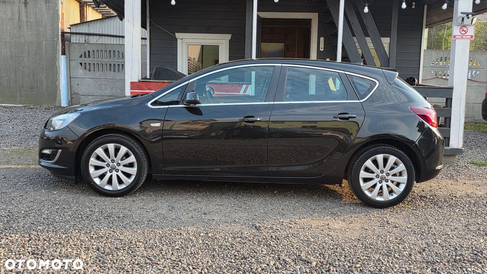 Opel Astra 1.4 T Cosmo - 25