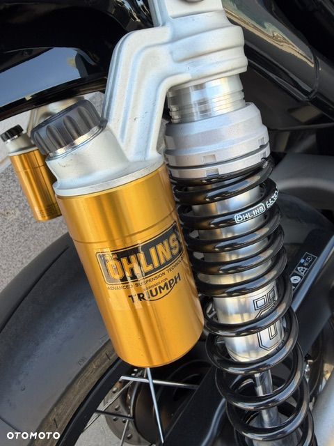 Triumph Thruxton - 5