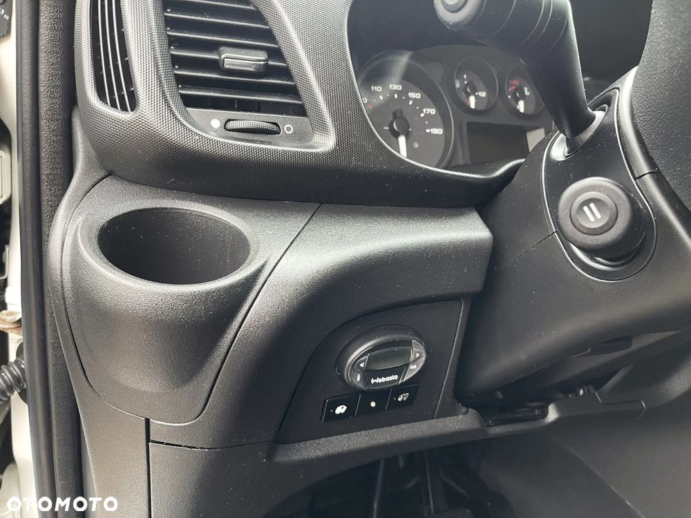Iveco Daily Izoterma Winda - 14
