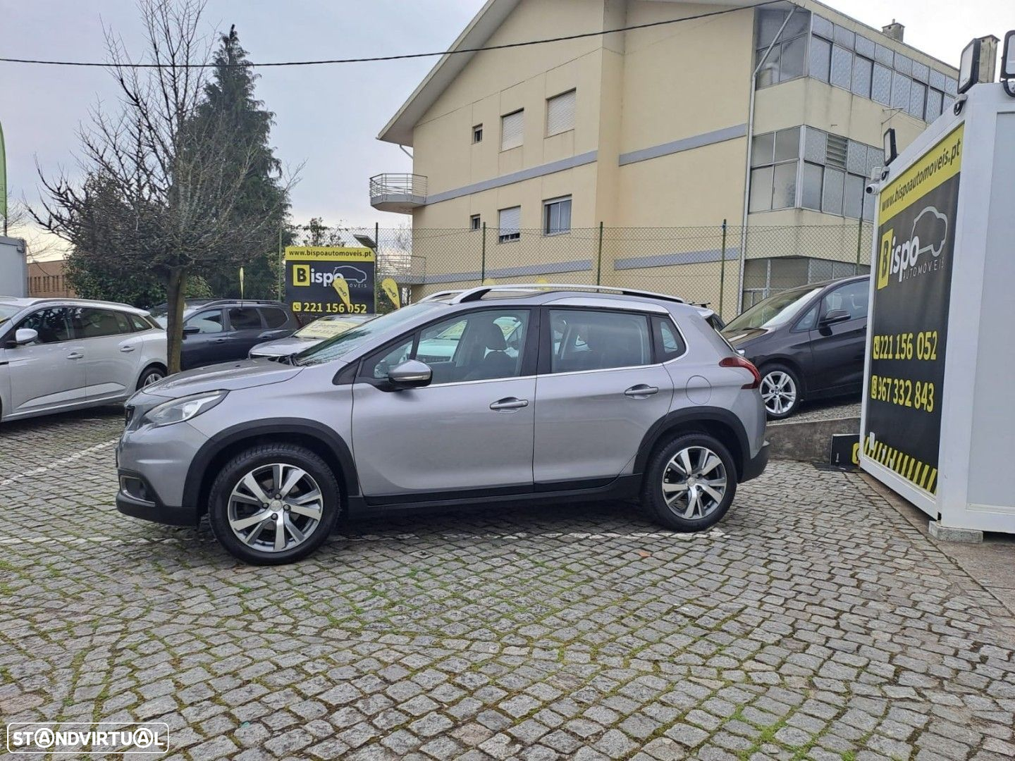 Peugeot 2008 1.2 PureTech Allure - 5