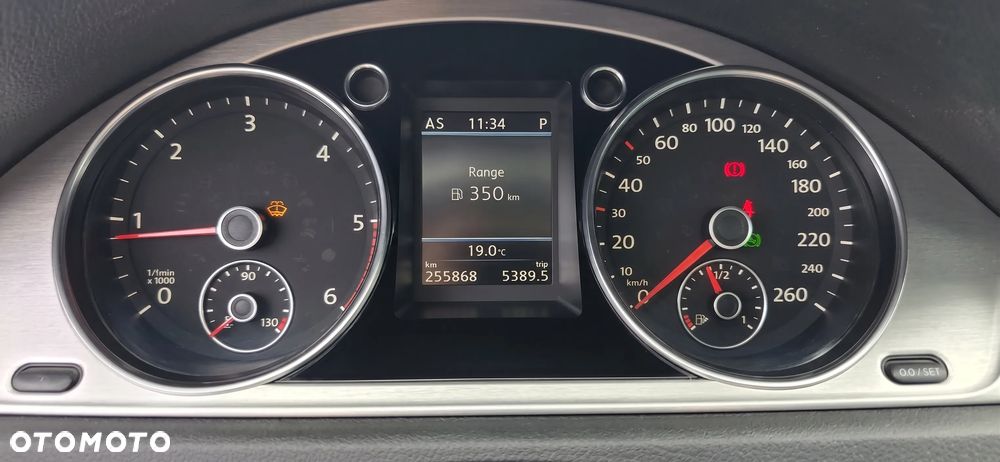 Volkswagen Passat Variant 2.0 TDI DPF Highline DSG - 2
