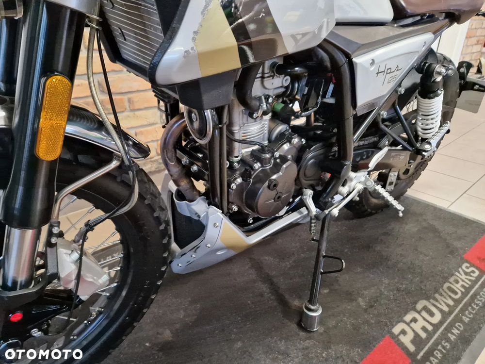 Mondial HPS 125 - 24