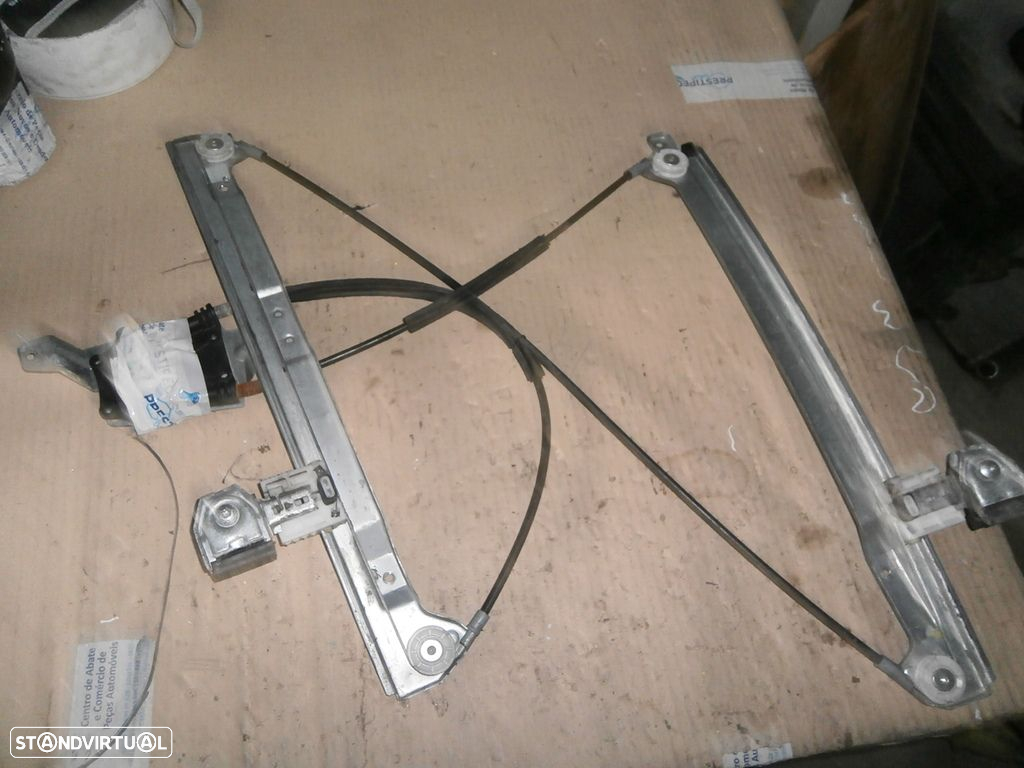 Elevador Sem Motor S/REF0253 SMART FORFOUR 2004 5P FD - 2