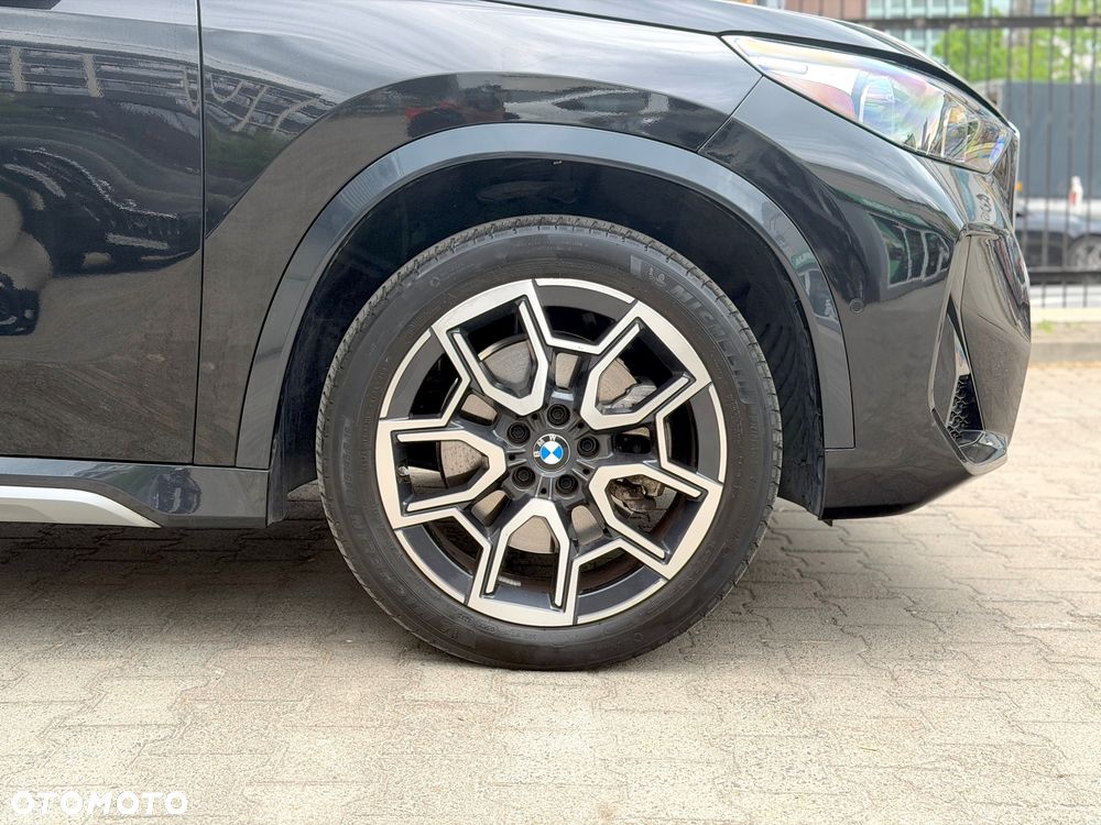 BMW X1 xDrive25i GPF xLine sport - 37